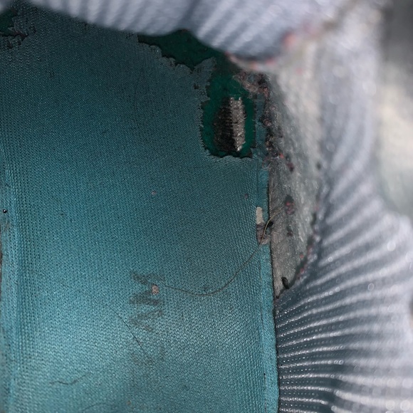 Puma - Picture 3 of 3